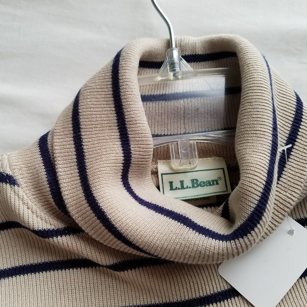 L.L. Bean Womens size M Sweater - Picture 4 of 4